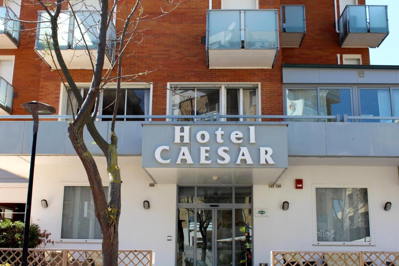 Hotel Caesar Пезаро Экстерьер фото