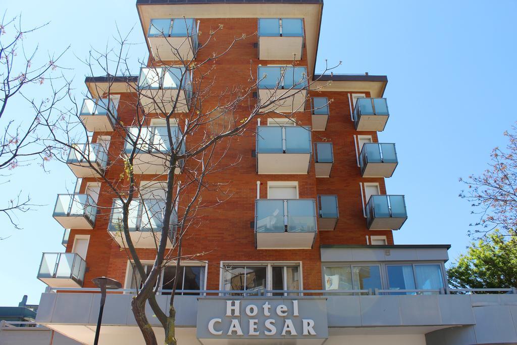 Hotel Caesar Пезаро Экстерьер фото